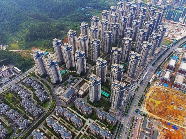 真正降低地方对房地产依赖的长沙实践